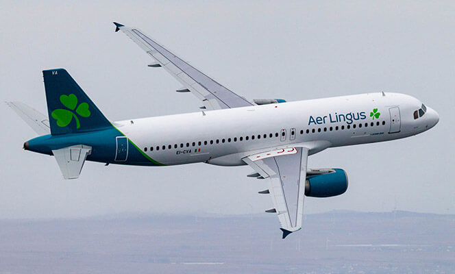 Aer Lingus A320 in flight
