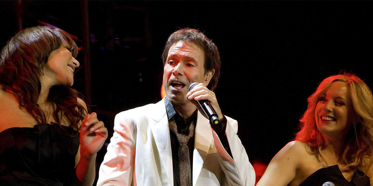 Cliff Richard | 58-18 = 60th The Tour