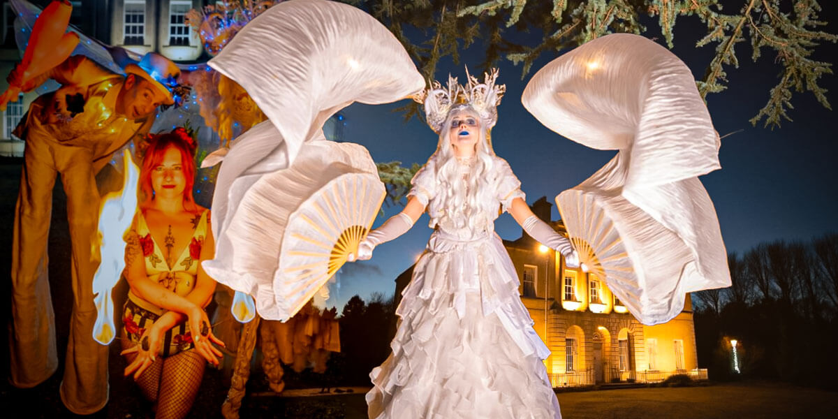 The Christmas Circus of Wonders & Curiosities