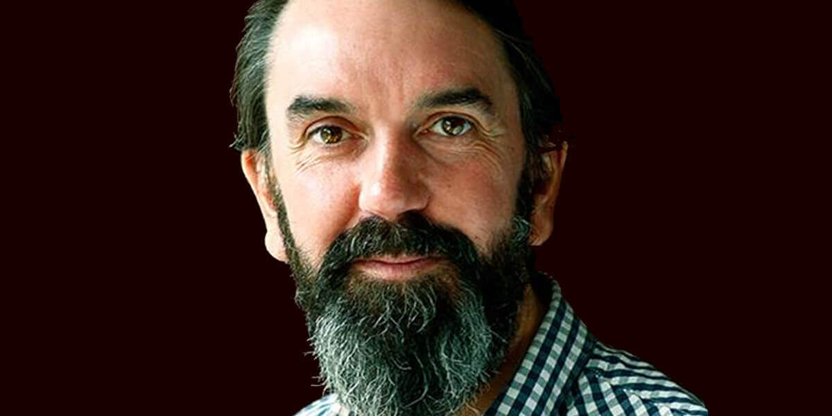 Phelim Drew, son of Ronnie Drew renowned member of iconic Irish band The Dubliners, brings his fabulous music show to Pavilion Theatre, June 29th, 2019.